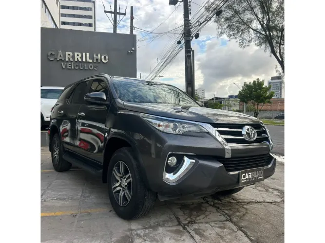 Toyota Hilux SW4 SRV 4X2 2.7 Flex 16V Aut. 2019