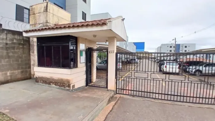Apartamento para locação com 2 quartos no Edifício Residencial Lindóia, Zona Leste de Lond