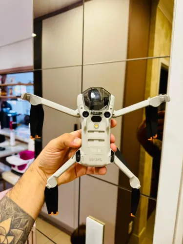 AERONAVE DRONE DJI MINI 4 PRO - SOMENTE DRONE (LEIA A DESCRIÇÃO)