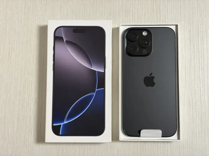 iPhone 16 Pro Max 1TB Black
