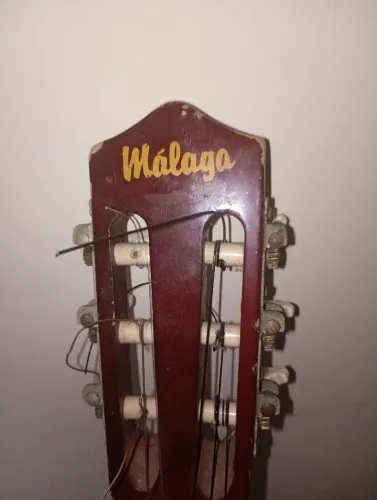 Violão Malago