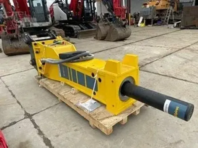 Rompedor Hidráulico, marca Epiroc, modelo HB4700 para Escavadeiras 45 a 80 ton -Usado