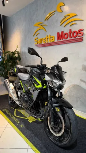 Kawasaki Z400 2020 - Cinza