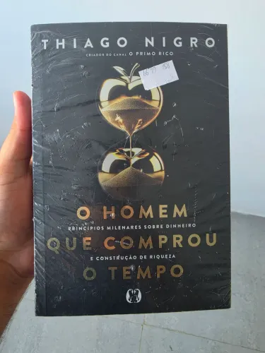 Livro O homem que comprou o tempo