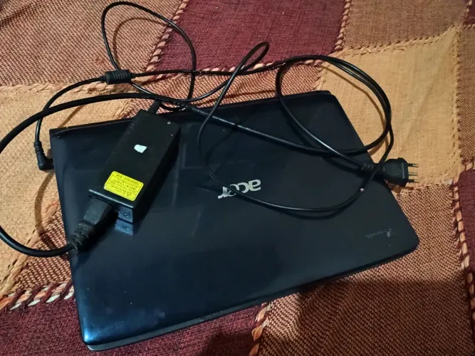 Vendo notebook Acer