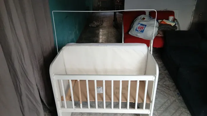 Vende-se mini berço 