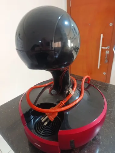 Cafeteira Dolce Gusto Arno em excelente estado