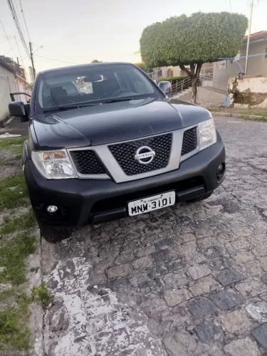 Nissan Frontier Se/se Strik CD 4X4 2.5 TB Dies. 2009