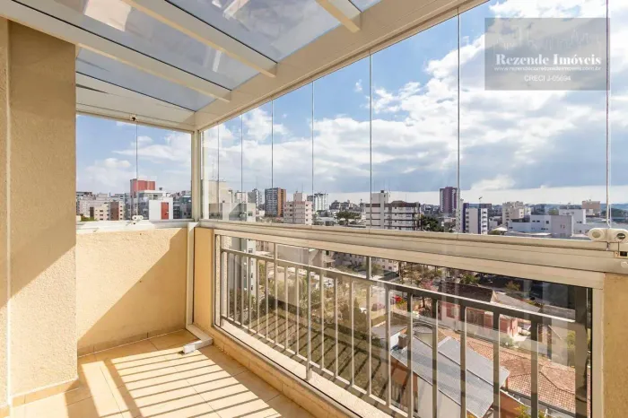Cobertura Duplex com 3quartos sendo 2 suítes e 2 vagas à venda- Bacacheri- Curitiba/PR