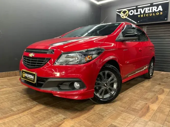 Chevrolet Onix Hatch Effect 1.4 8V Flex Power Mec. 4P 2015