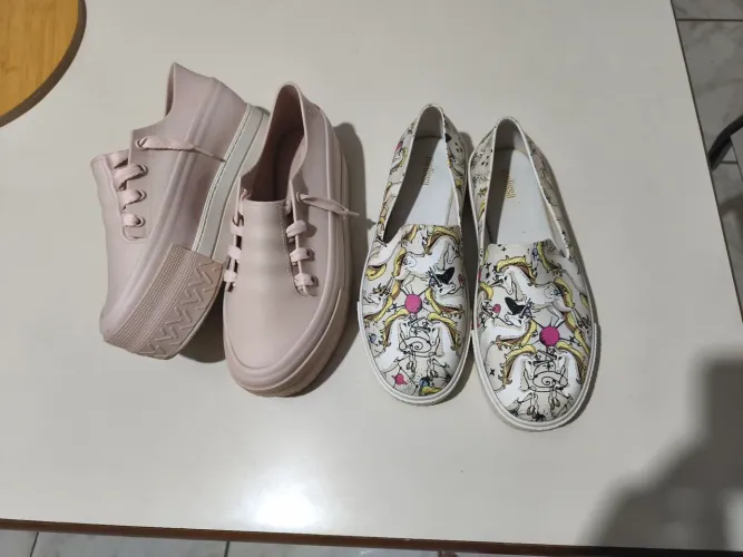 Tênis melissa