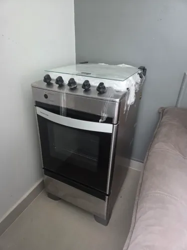 Fogão Brastemp 4 Bocas Inox com Mesa de Vidro - Pouco Uso