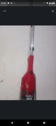 Aspirador de pó vermelho Britânia