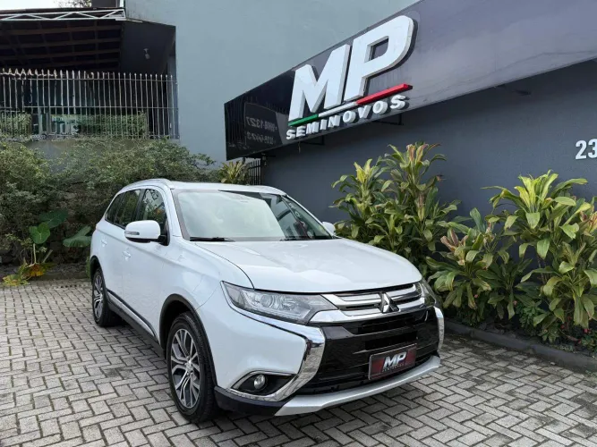 Mitsubishi Outlander Comfort 2.0 16V Aut. 2018
