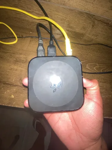 APPLE TV