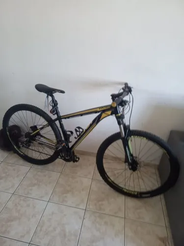 VENDO BIKE CALOI EXPLORER ARO 29
