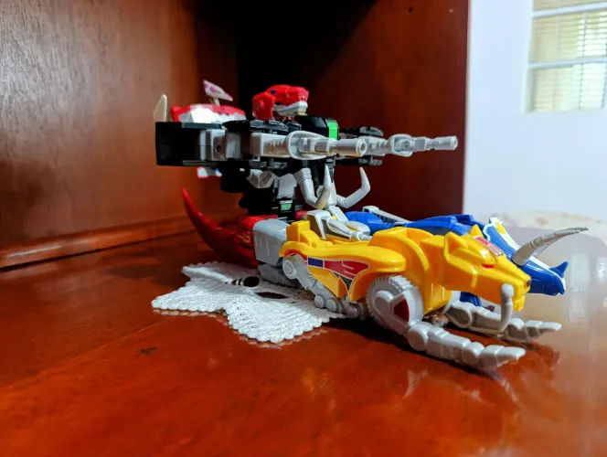 Megazord Power Rangers Hasbro