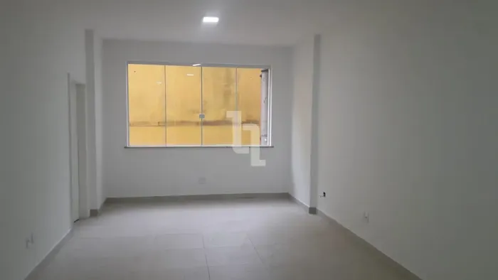 Sala/Conjunto para aluguel com 75 metros quadrados com 2 quartos em Centro - Rio de Janeir