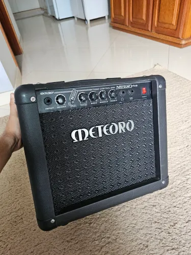 AMPLIFICADOR METEORO NITROUS DRIVE 15W