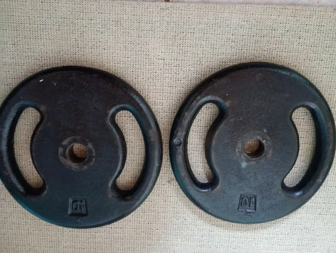 Par de anilhas de 10 kilos.