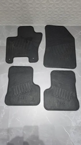 Tapetes borracha originais Mopar para Jeep Renegade