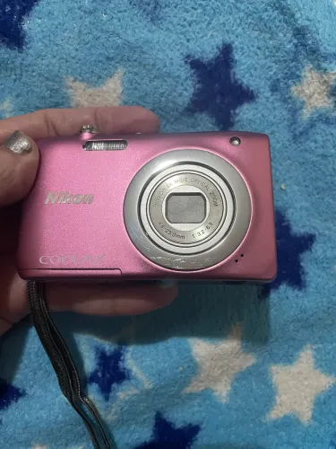 Câmera digital Nikon Coolpix s2600 rosa