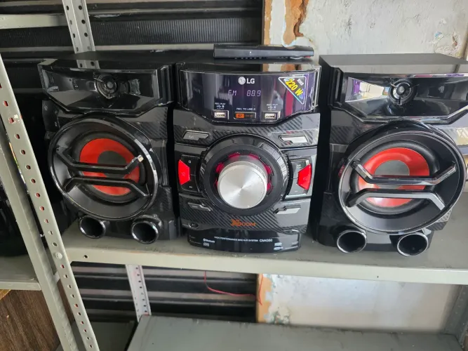 Som lg funcionando perfeitamente semi novo