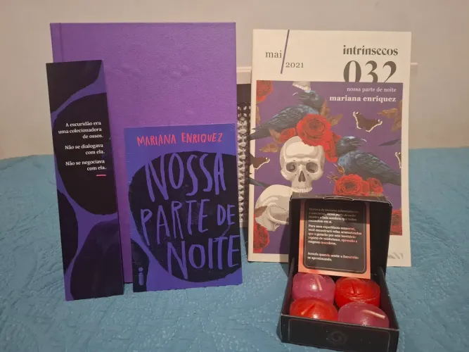 Nossa Parte de Noite - Clube Intrínsecos