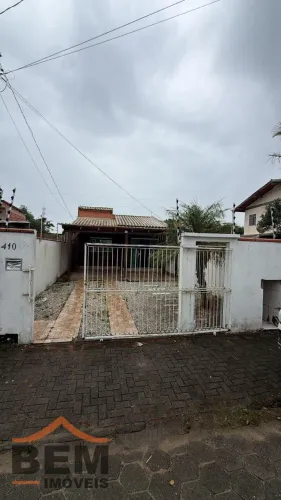 Casa para aluguel em Meia Praia, Navegantes