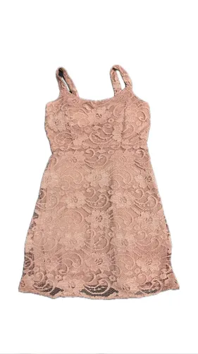 Vestido regata de renda