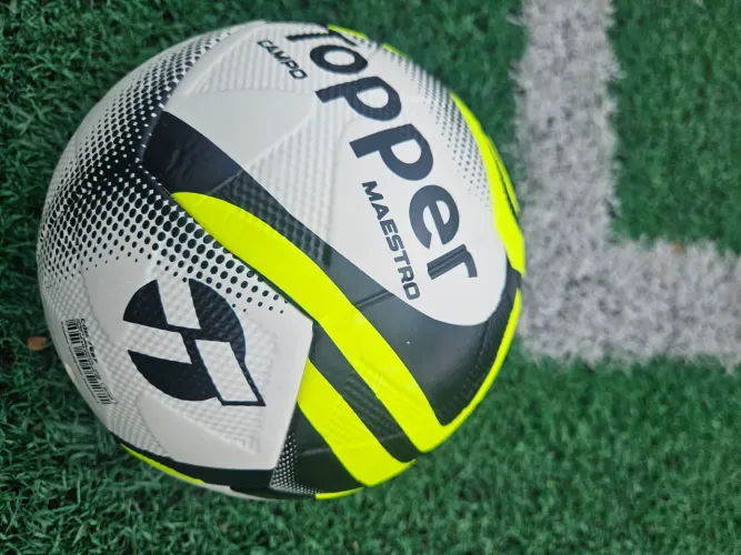 Bola Futebol Campo Topper Maestro Slick