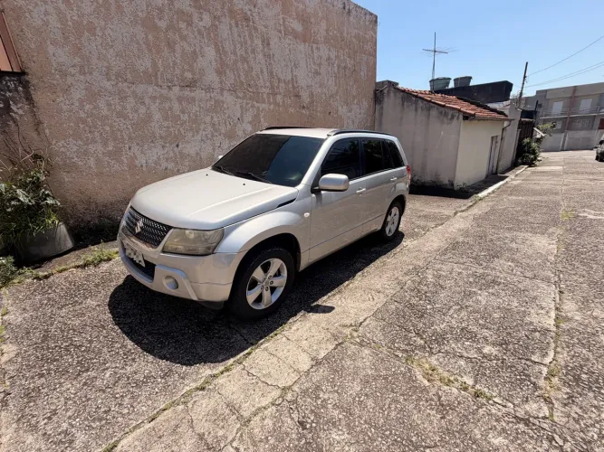 Suzuki Grand Vitara 2.0 16V 4x2/4x4 5P Aut. 2012