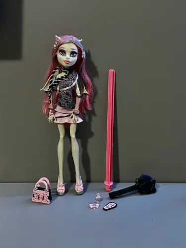 Boneca Rochelle Monster High Ghouls Night Out