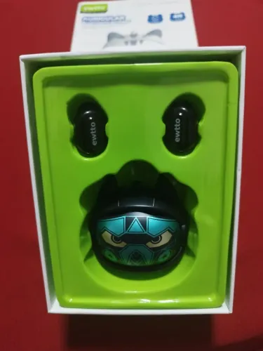 Fone de ouvido Bluetooth.