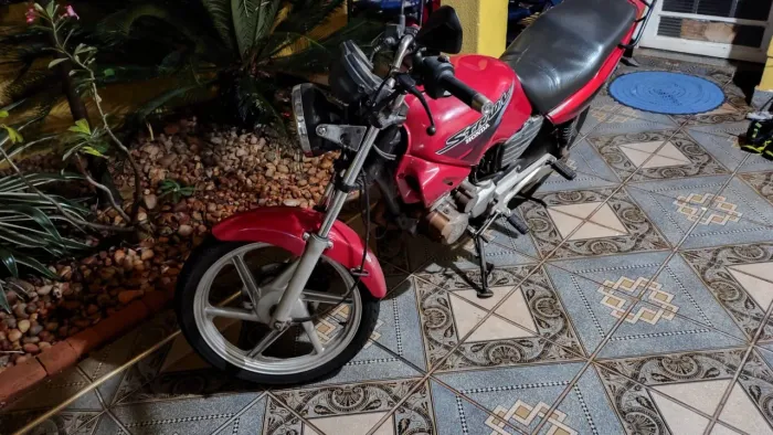 CBX Strada 200cc