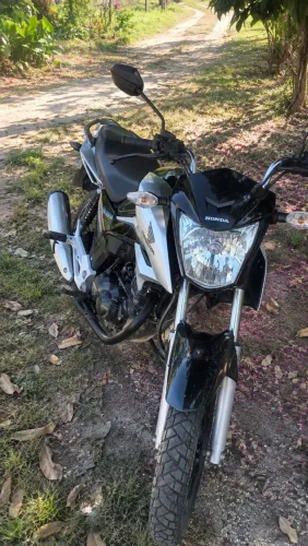 Vende-se Honda Titan 160