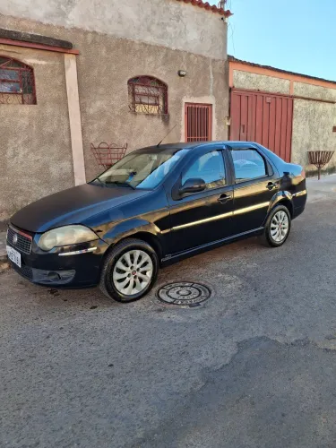 Fiat Siena Essence Dualogic 1.6 Flex 16V 4P 2011