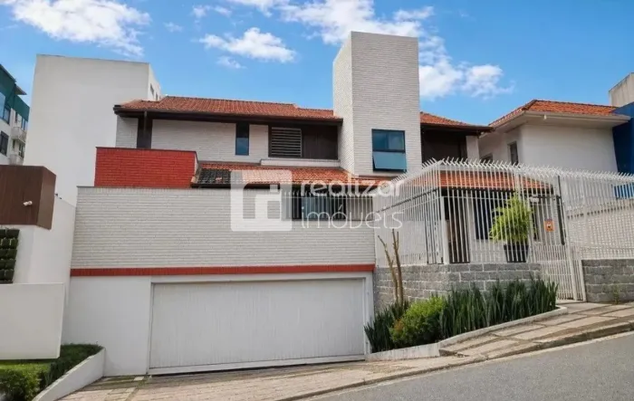 Casa Comercial 6 quartos no Centro de Florianópolis