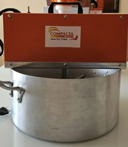 Masseira 5 kgs Compacta Print 127 Volts, Ultra Nova (Pouquíssimo uso). "ESTUDO PROPOSTA"