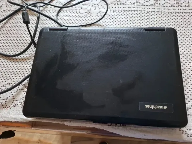 Notebook eMachine - Preto - Usado