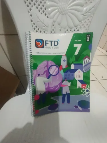 Livros das editoras: FTD e Bernoulli