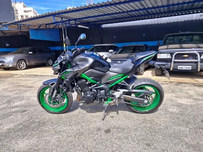 Kawasaki Z900
