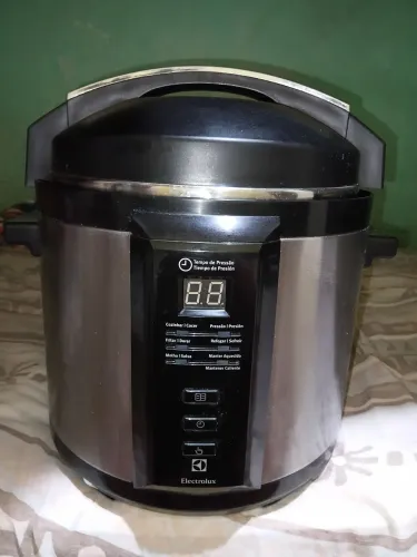 Panela de pressao elétrica