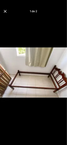 Vendo cama solteiro + acompanha colchão 