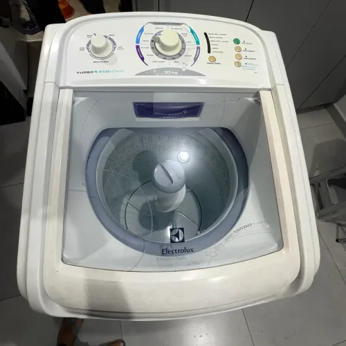 Máquina de lavar Electrolux 10kg