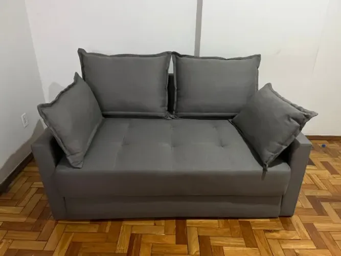Vendo Sofá Cama em excelente estado, feito no polo moveleiro de Ubá.