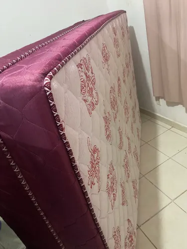 Cama de casal 200