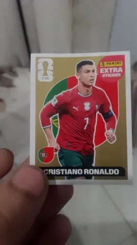 Figurinha CR7 legends ouro 