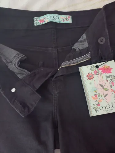 Bermuda Colcci nova na etiqueta 