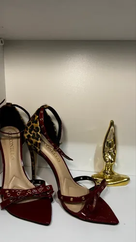 Sandália Cecconello Original Salto Fino Animal Print - Tam.38/39